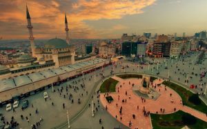 همه چیز درباره ی میدان تکسیم (دسترسی ها و جاهای دیدنی نزدیک تکسیم)
