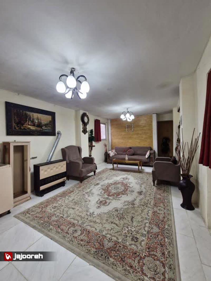 اجاره کلبه در باغ بزرگ سراوان