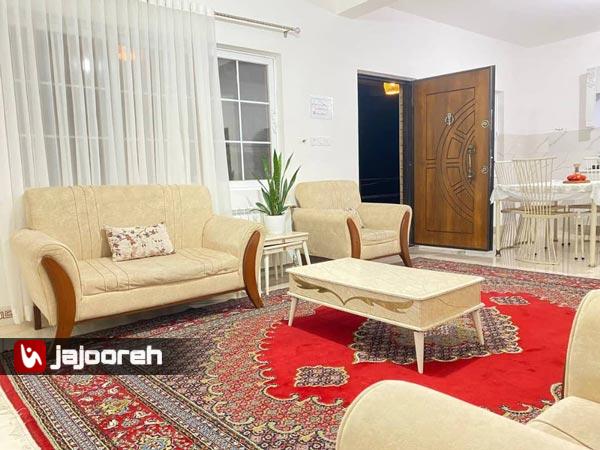 اجاره کلبه با منظره جنگل و تراس بزرگ